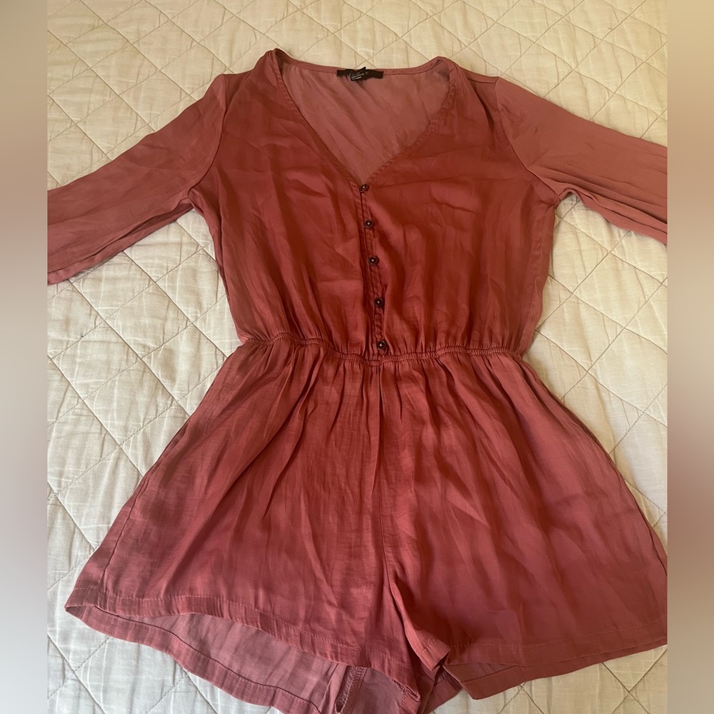 Forever 21 Long Bubble Sleevr Romper